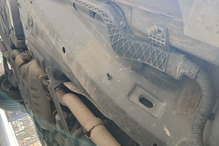 Used Jeep Grand Cherokee 2013 3.6L Luxury Navigation Edition Chassis Front Right