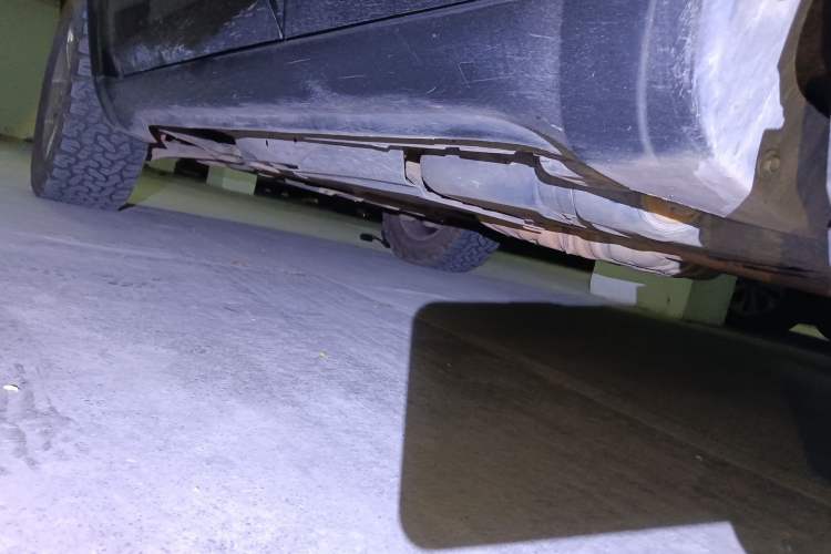 Used Jeep Grand Cherokee 2013 3.6L Comfort Edition Chassis Rear Left