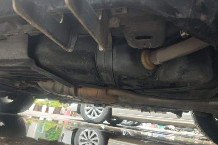Used Jeep Grand Cherokee 2013 3.6L Luxury Navigation Edition Chassis Rear Left