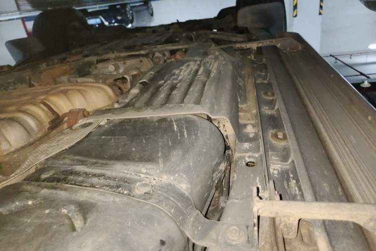 Used Jeep Grand Cherokee 2013 3.6L Luxury Navigation Edition Chassis Rear Left