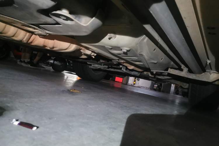 Used Jeep Grand Cherokee 2013 3.6L Comfort Edition Chassis Rear Right