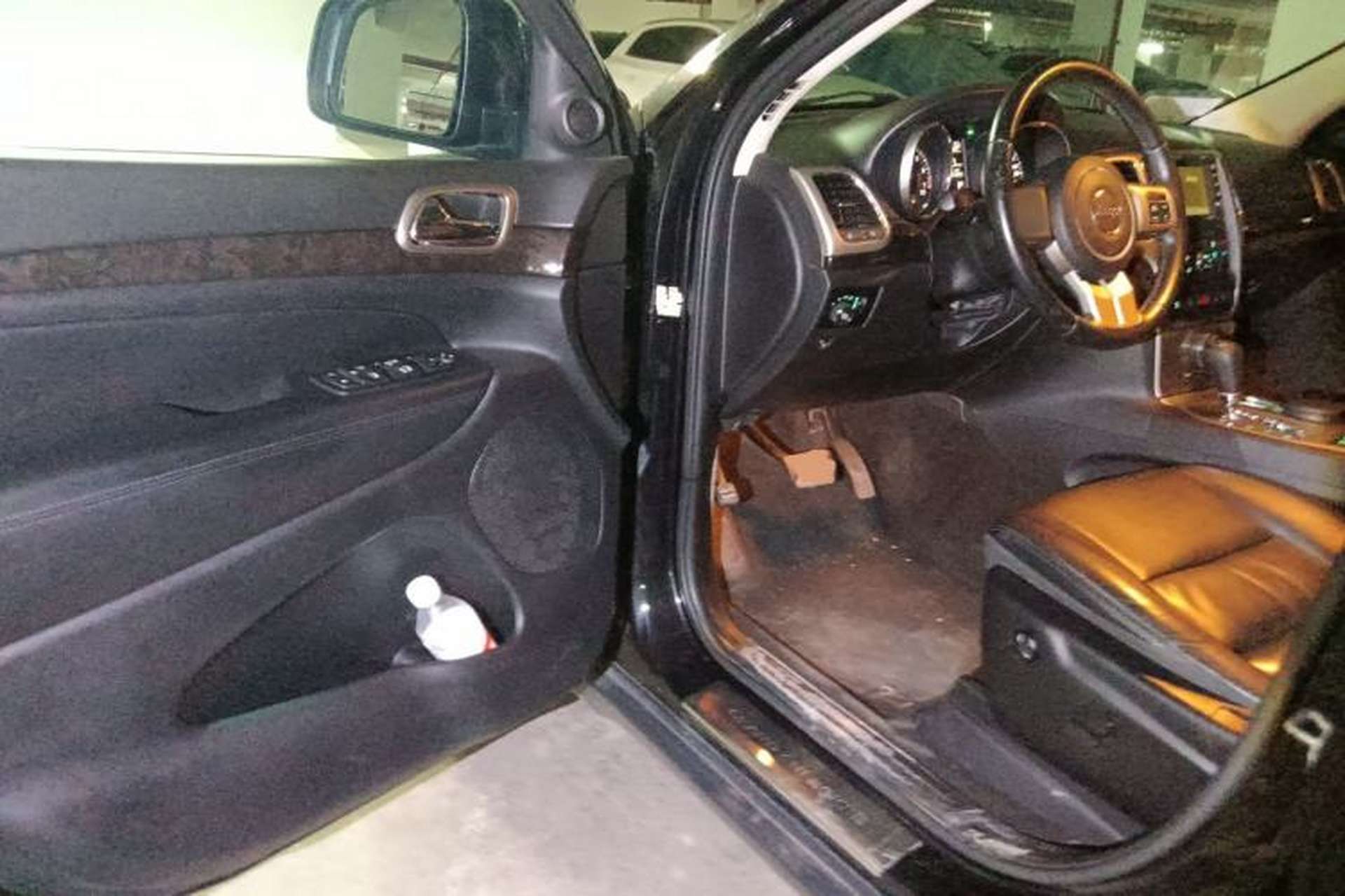 Used Jeep Grand Cherokee 2013 3.6L Comfort Edition Driver Seat