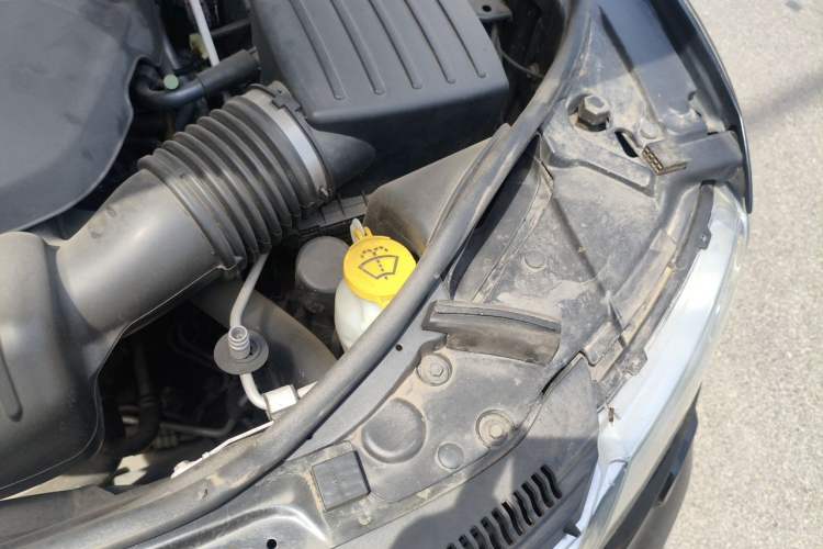 Used Jeep Grand Cherokee 2013 3.6L Comfort Edition Engine Bay Left