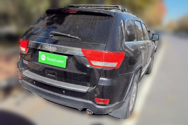 Used Jeep Grand Cherokee 2013 3.6L Luxury Navigation Edition Exterior 5
