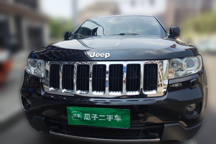 Used Jeep Grand Cherokee 2013 3.6L Comfort Navigation Edition Front