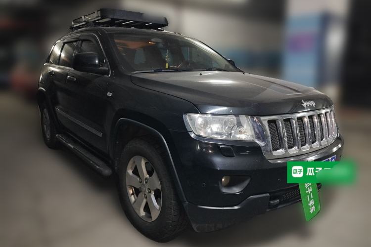Used Jeep Grand Cherokee 2013 3.6L Comfort Edition Front Right 45 Deg