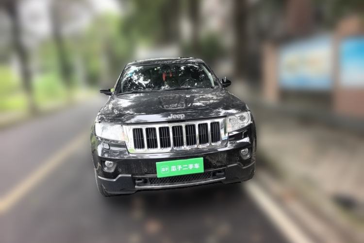 Used Jeep Grand Cherokee 2013 3.6L Comfort Navigation Edition Front