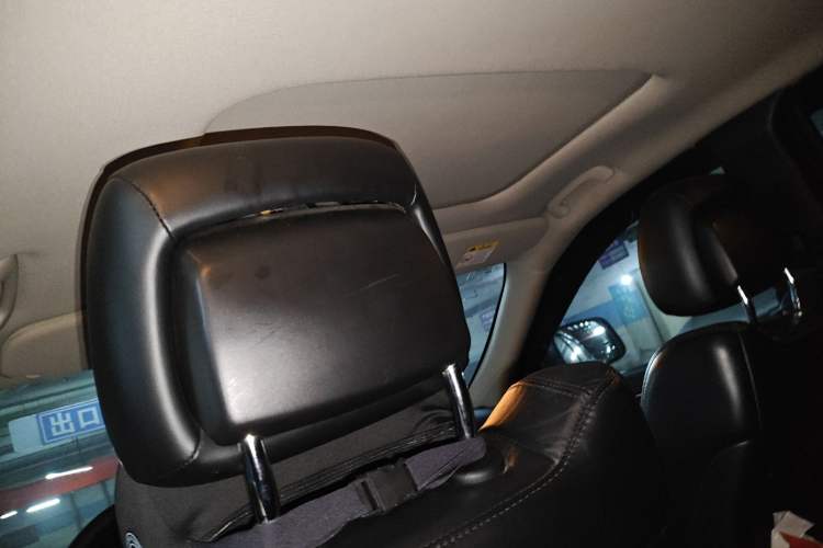 Used Jeep Grand Cherokee 2013 3.6L Comfort Edition Headliner