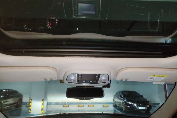 Used Jeep Grand Cherokee 2013 3.6L Luxury Navigation Edition Headliner