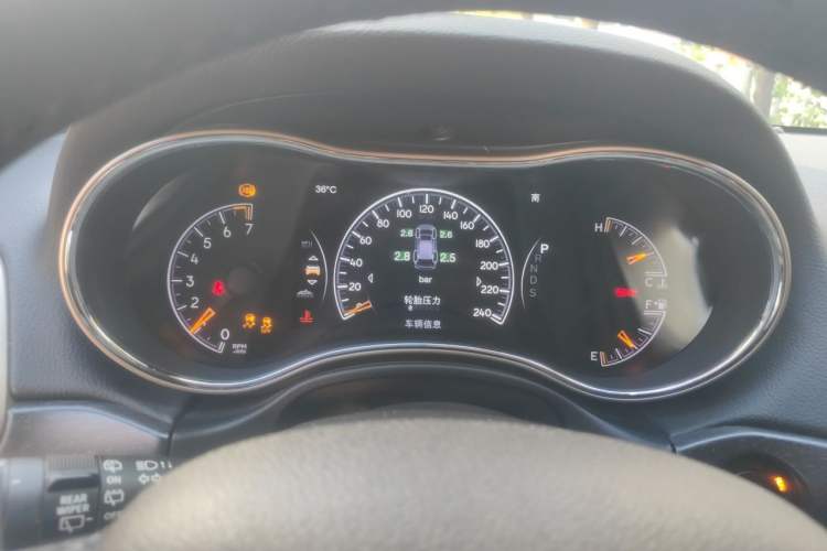Used Jeep Grand Cherokee 2013 3.6L Luxury Navigation Edition Instrument Cluster