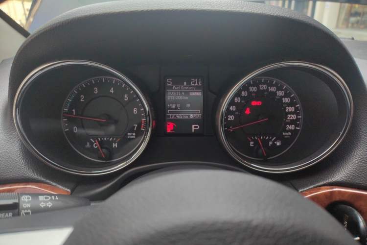 Used Jeep Grand Cherokee 2013 3.6L Comfort Navigation Edition Instrument Cluster