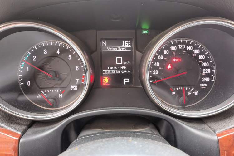 Used Jeep Grand Cherokee 2013 3.6L Luxury Navigation Edition Instrument Cluster