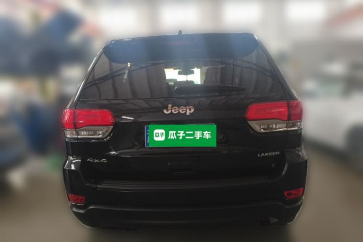 Used Jeep Grand Cherokee 2013 3.6L Comfort Edition Rear