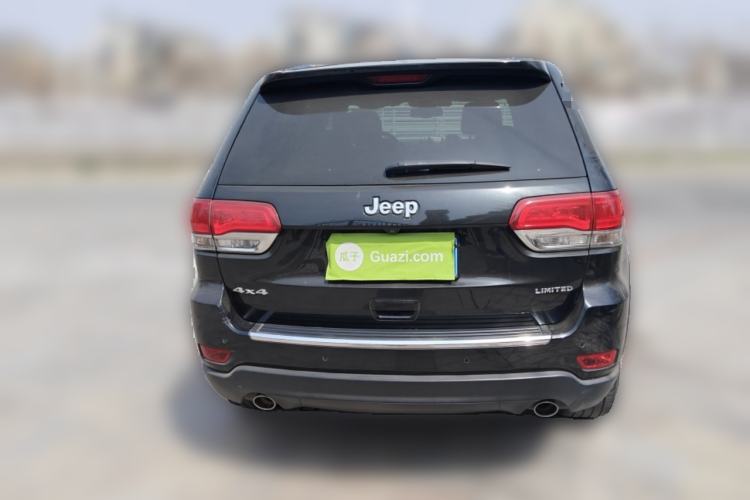 Used Jeep Grand Cherokee 2013 3.6L Luxury Navigation Edition Rear