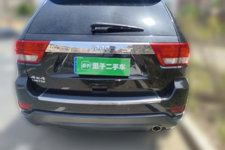 Used Jeep Grand Cherokee 2013 3.6L Comfort Edition Rear