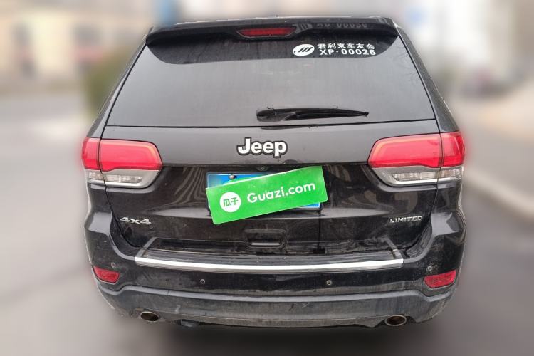Used Jeep Grand Cherokee 2013 3.6L Luxury Navigation Edition Rear