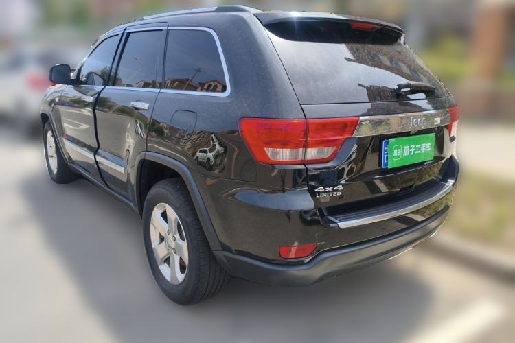 Used Jeep Grand Cherokee 2013 3.6L Comfort Edition Rear Left 45 Deg