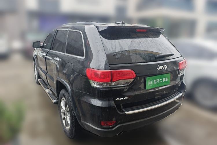 Used Jeep Grand Cherokee 2013 3.6L Luxury Navigation Edition Rear Left 45 Deg