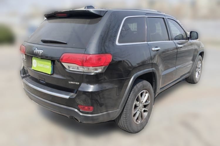 Used Jeep Grand Cherokee 2013 3.6L Luxury Navigation Edition Rear Right 45 Deg