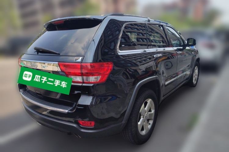Used Jeep Grand Cherokee 2013 3.6L Comfort Navigation Edition Rear Right 45 Deg