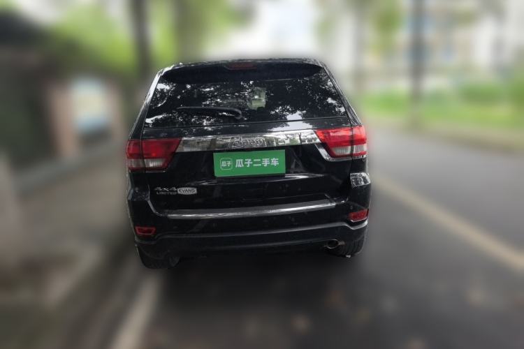 Used Jeep Grand Cherokee 2013 3.6L Comfort Navigation Edition Rear