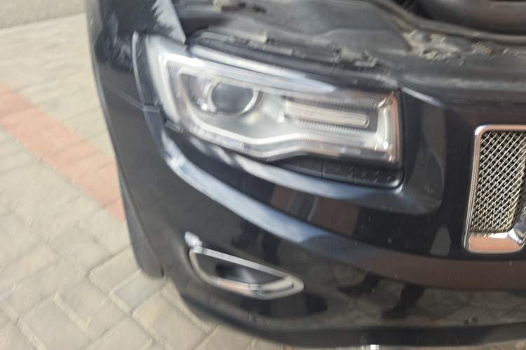 Used Jeep Grand Cherokee 2013 3.6L Comfort Edition Right Front Headlight