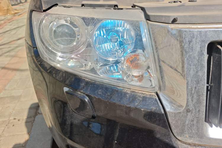 Used Jeep Grand Cherokee 2013 3.6L Comfort Navigation Edition Right Front Headlight