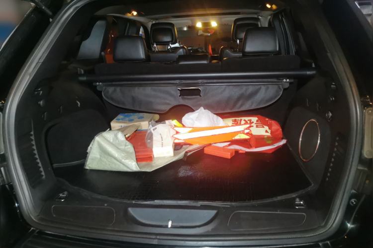 Used Jeep Grand Cherokee 2013 3.6L Comfort Edition Trunk