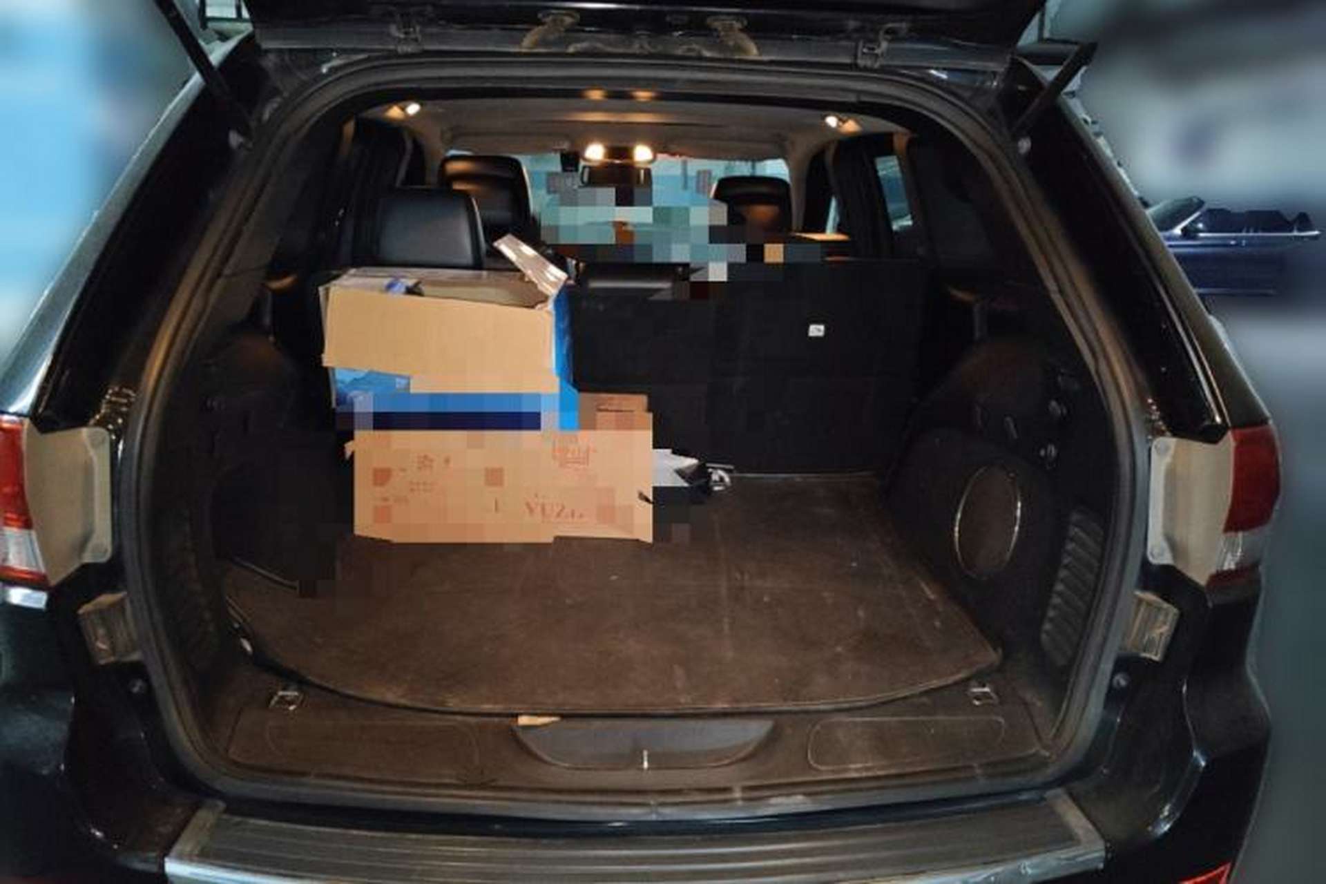 Used Jeep Grand Cherokee 2013 3.6L Comfort Edition Trunk