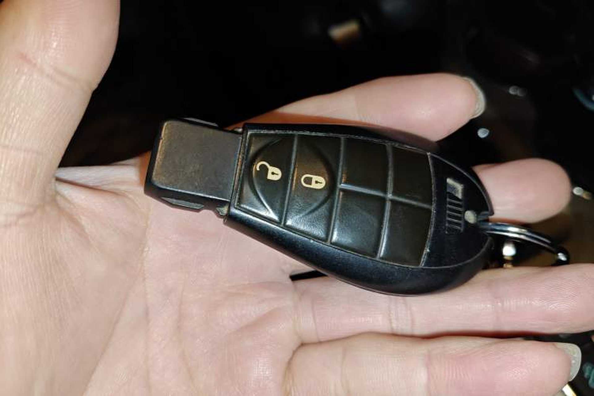 Used Jeep Grand Cherokee 2013 3.6L Comfort Edition Vehicle Key