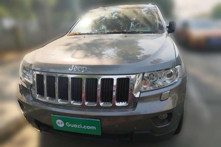 Used Jeep Grand Cherokee 2013 3.6L Comfort Edition Front