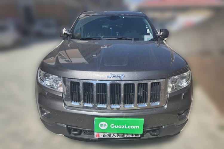 Used Jeep Grand Cherokee 2013 3.6L Comfort Edition Front