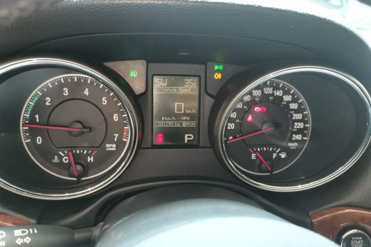 Used Jeep Grand Cherokee 2013 3.6L Comfort Navigation Edition Instrument Cluster