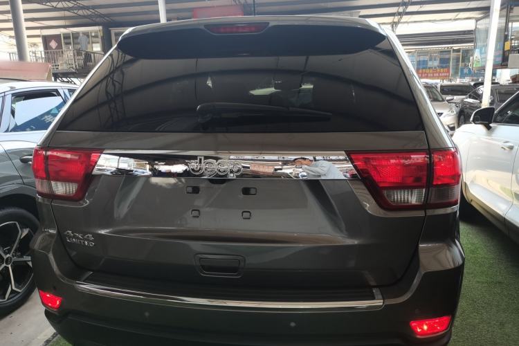 Used Jeep Grand Cherokee 2013 3.6L Comfort Navigation Edition Rear