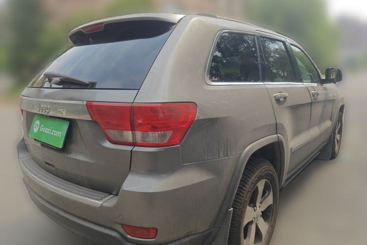 Used Jeep Grand Cherokee 2013 3.6L Comfort Navigation Edition Rear Right 45 Deg