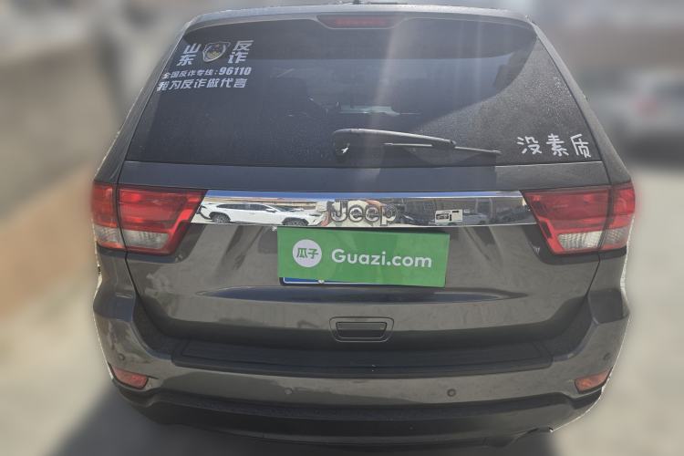 Used Jeep Grand Cherokee 2013 3.6L Comfort Edition Rear