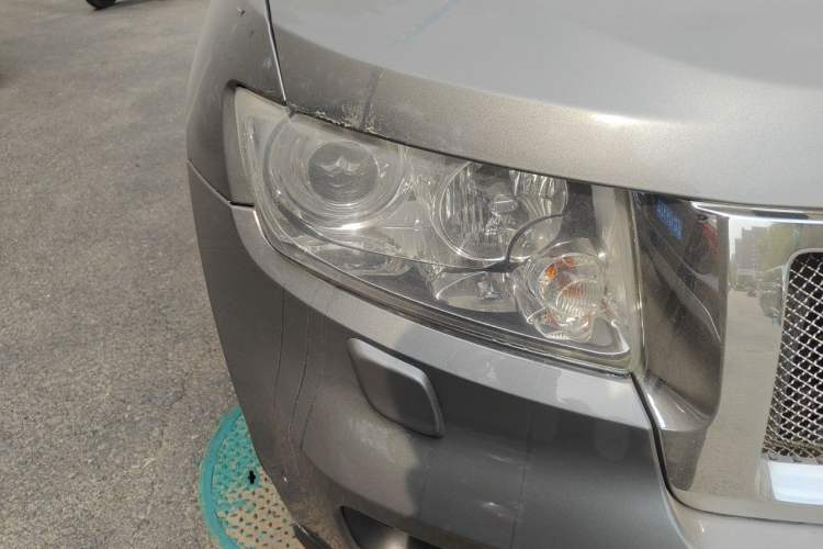 Used Jeep Grand Cherokee 2013 3.6L Comfort Navigation Edition Right Front Headlight
