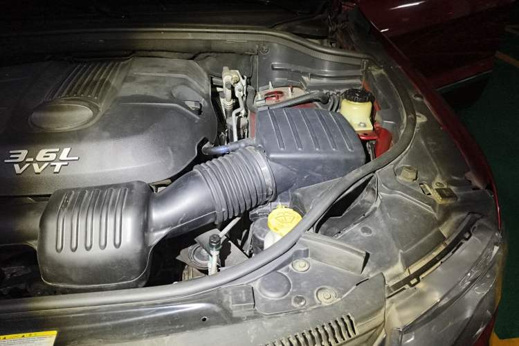 Used Jeep Grand Cherokee 2013 3.6L Comfort Edition Engine Bay Left
