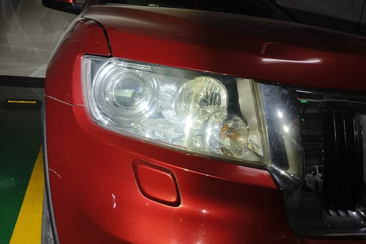 Used Jeep Grand Cherokee 2013 3.6L Comfort Edition Right Front Headlight