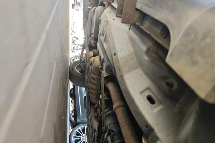Used Jeep Grand Cherokee 2013 3.6L Comfort Navigation Edition Chassis Front Right