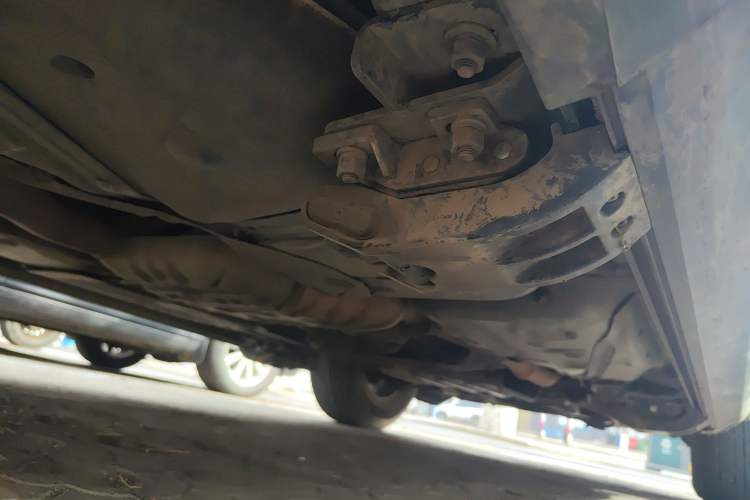 Used Jeep Grand Cherokee 2013 3.6L Comfort Edition Chassis Rear Right