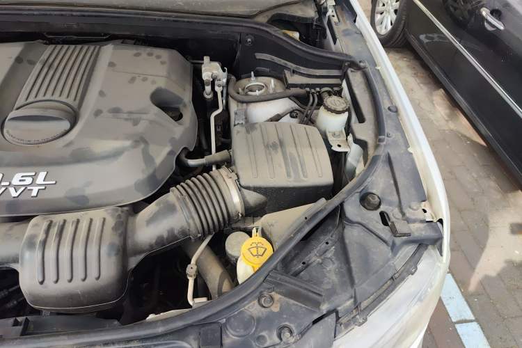 Used Jeep Grand Cherokee 2013 3.6L Comfort Edition Engine Bay Left