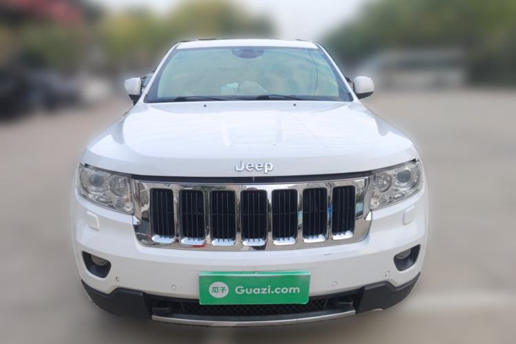 Used Jeep Grand Cherokee 2013 3.6L Comfort Navigation Edition Front