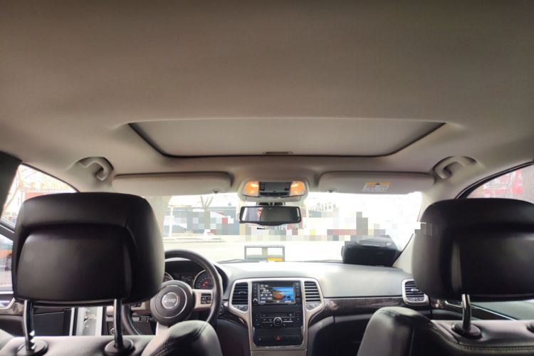 Used Jeep Grand Cherokee 2013 3.6L Comfort Edition Headliner