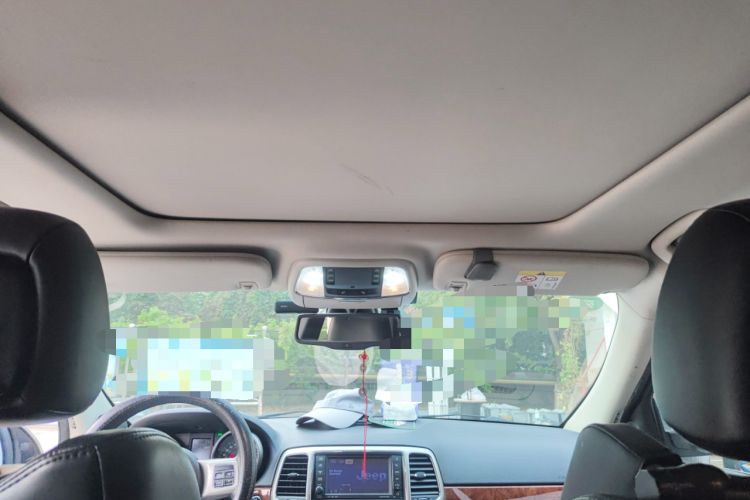 Used Jeep Grand Cherokee 2013 3.6L Comfort Navigation Edition Headliner