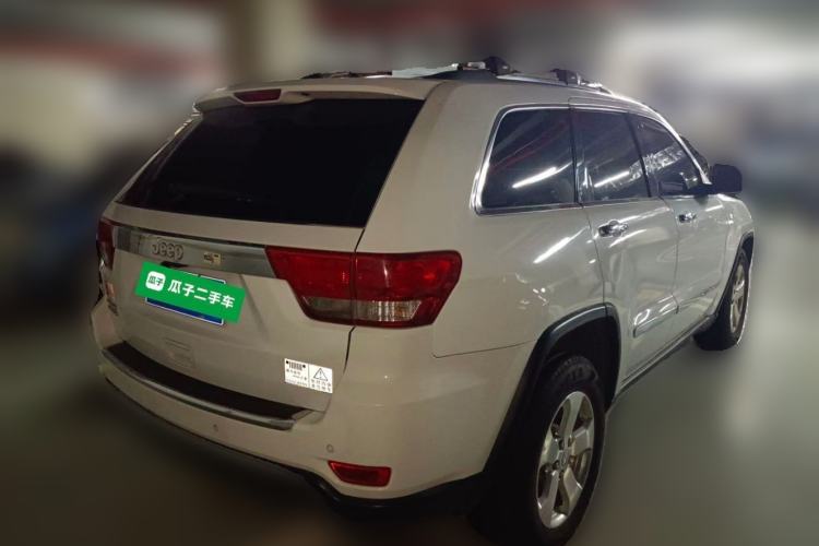 Used Jeep Grand Cherokee 2013 3.6L Comfort Navigation Edition Rear Right 45 Deg