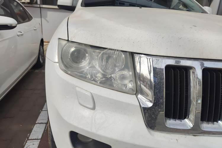 Used Jeep Grand Cherokee 2013 3.6L Comfort Edition Right Front Headlight