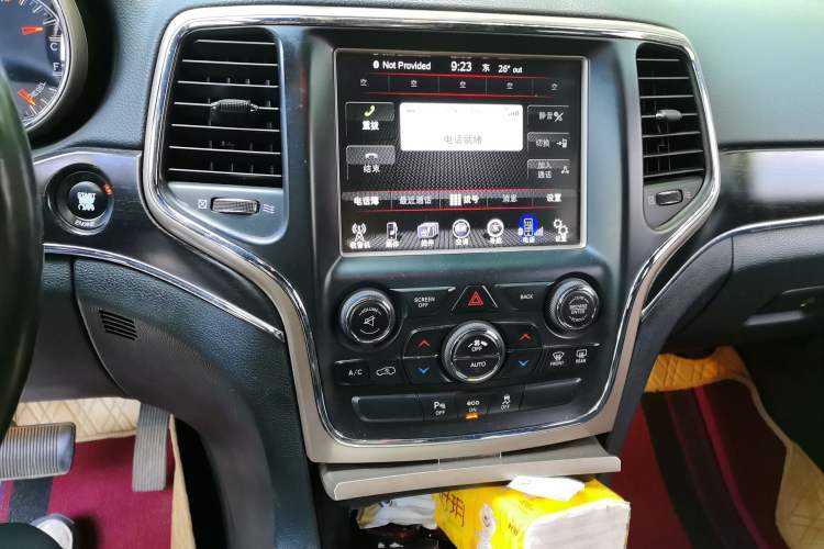 Used Jeep Grand Cherokee 2014 3.0TD Diesel Comfort Navigation Version Audio And AC Panel