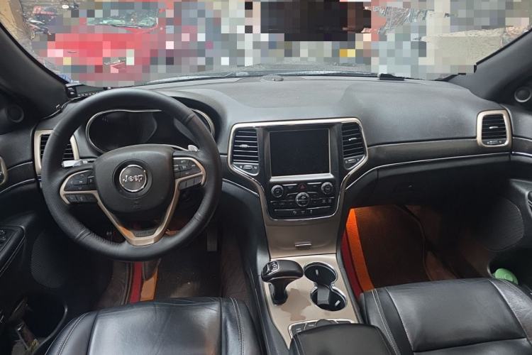 Used Jeep Grand Cherokee 2014 3.0TD Diesel Comfort Navigation Version Center Console