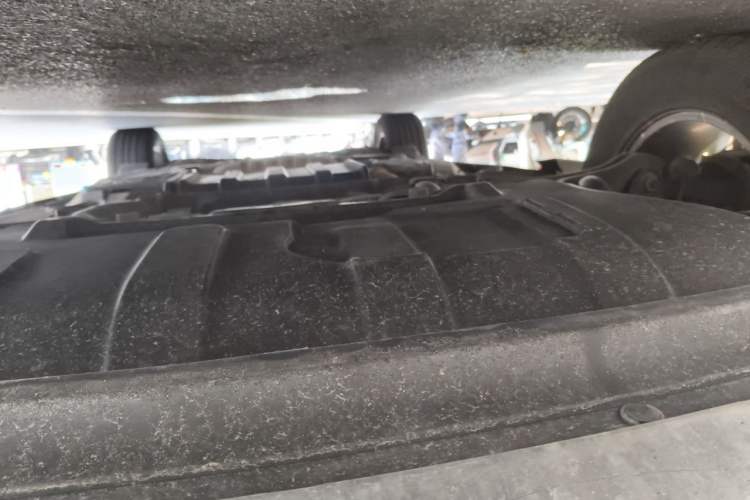 Used Jeep Grand Cherokee 2014 3.6L Elite Navigation Edition Chassis Front